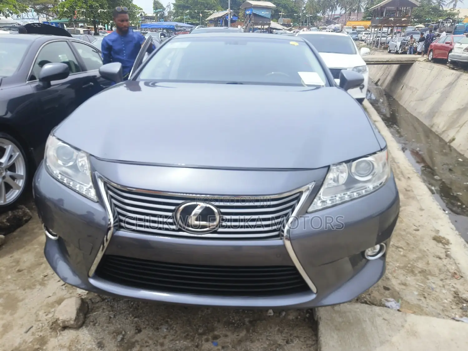 Lexus ES 350 FWD 2014 Gray
