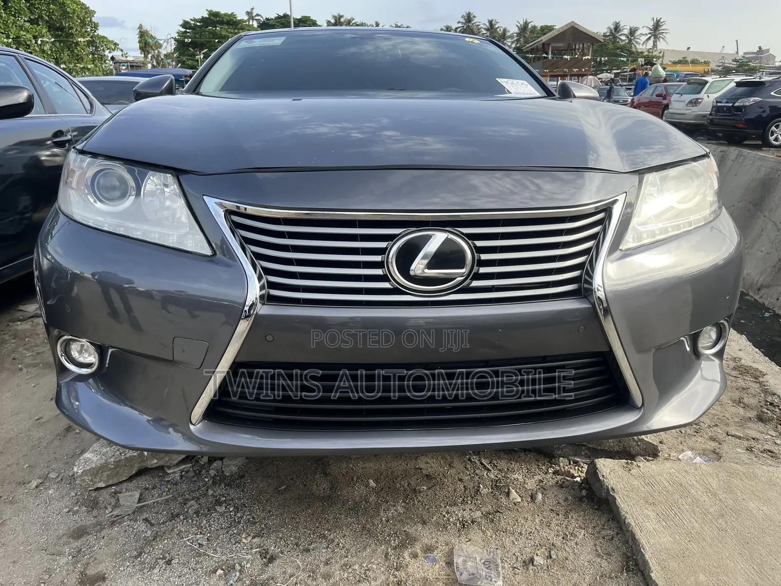 Lexus ES 350 FWD 2014 Gray