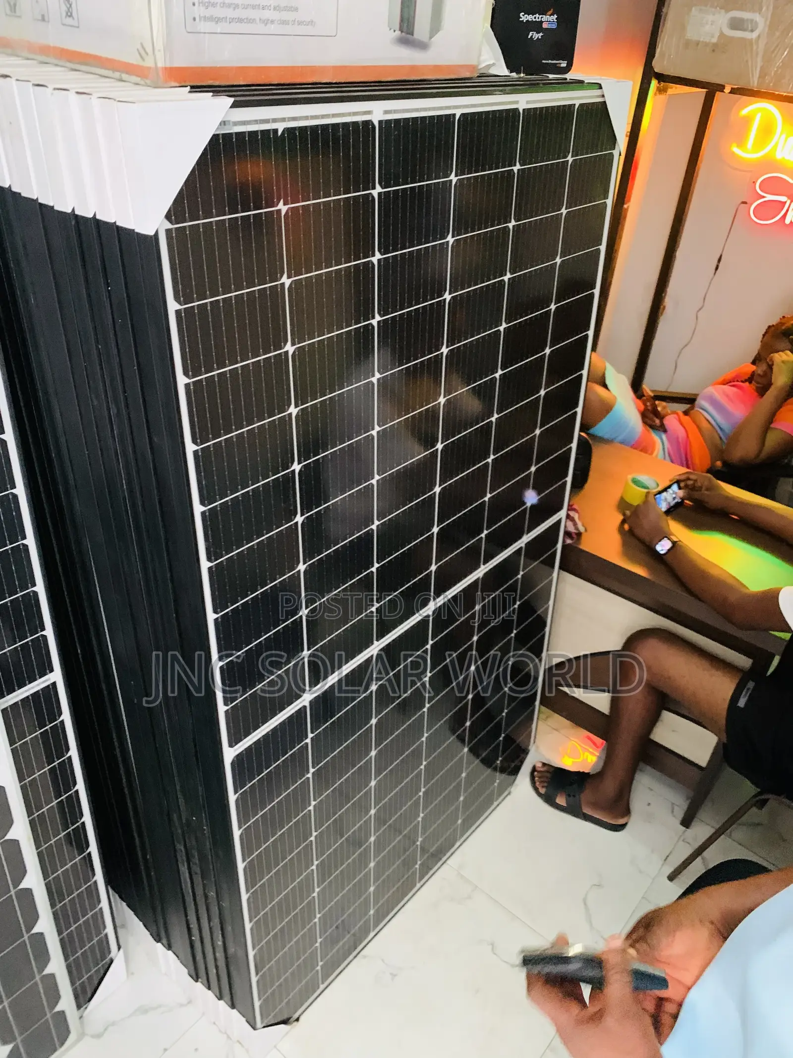 550w Solar Panels Jinko Mono 120 Cell