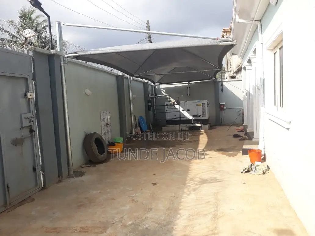 Carport / Canopy / Carpark / Sun Umbrella/ Shades/ Danpalon