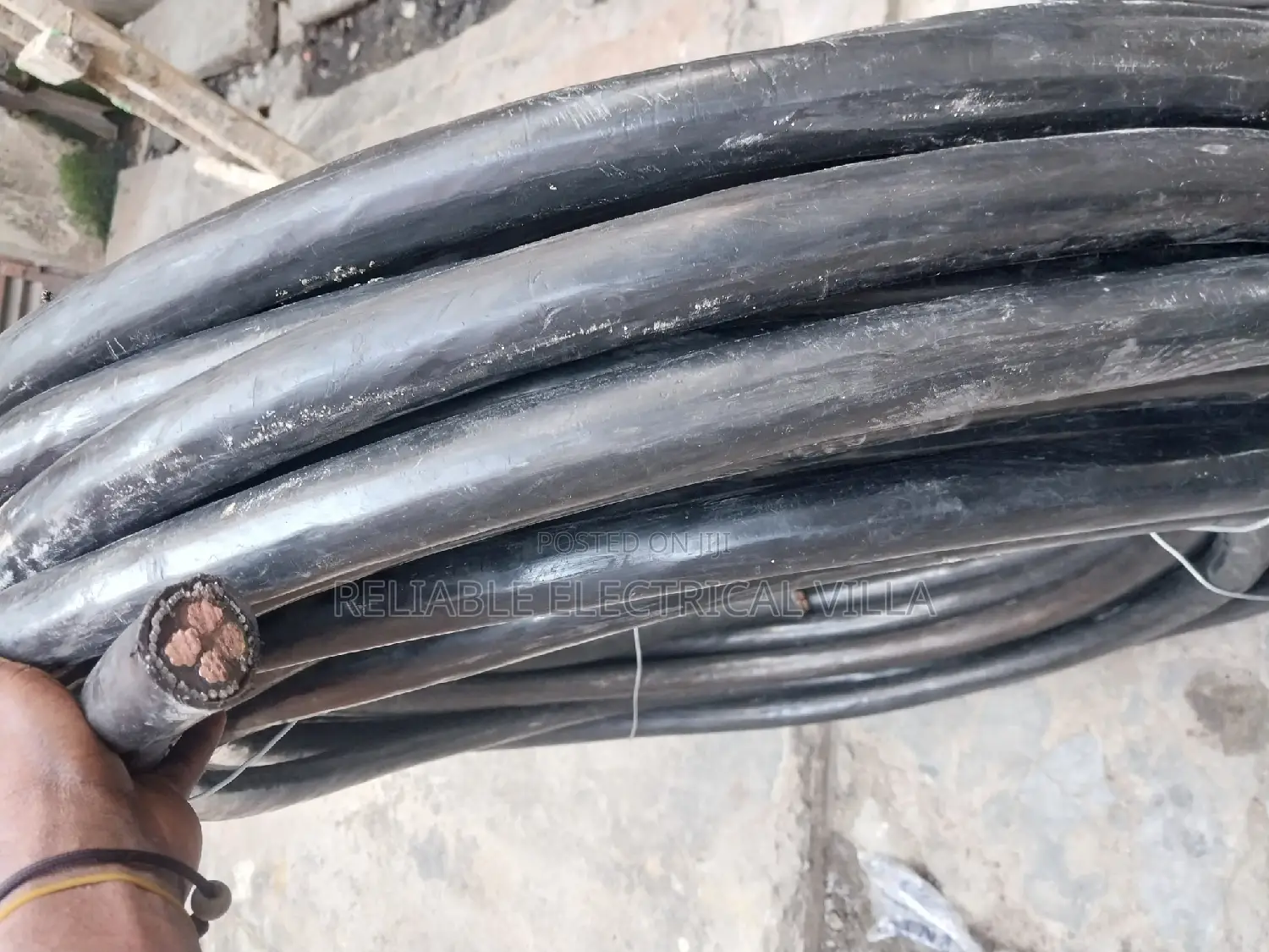 Armoured Cable 25mmx4core