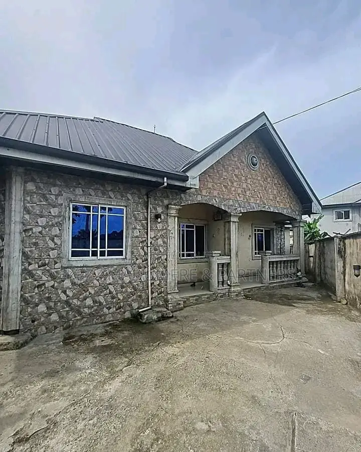 3bdrm Bungalow in Rukpokwu , Port for sale