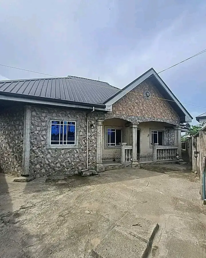 3bdrm Bungalow in Rukpokwu , Port for sale