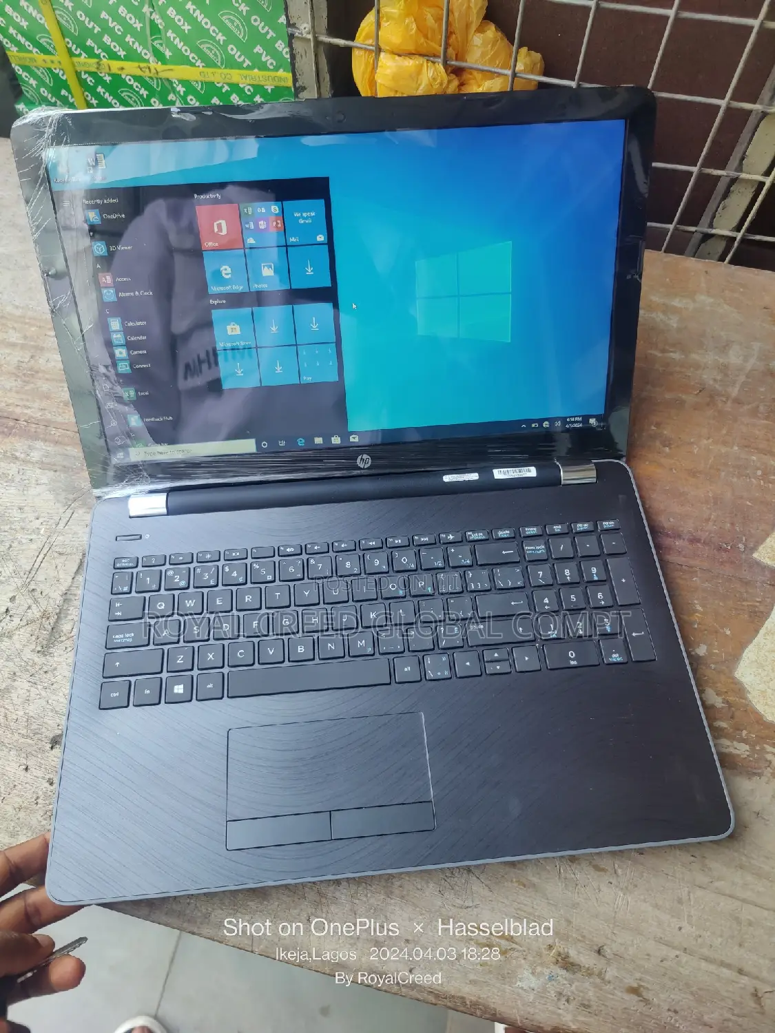 Laptop HP 15 8GB AMD A10 HDD+SSD 500GB