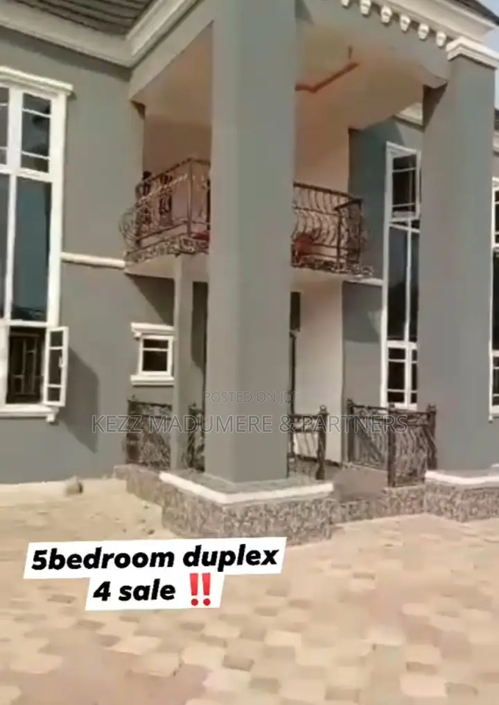 5bdrm Duplex in Off Nta Road, Port-Harcourt for sale