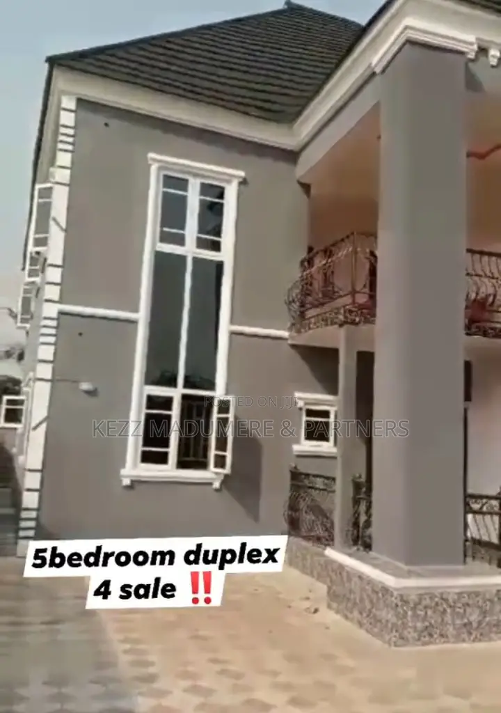 5bdrm Duplex in Off Nta Road, Port-Harcourt for sale