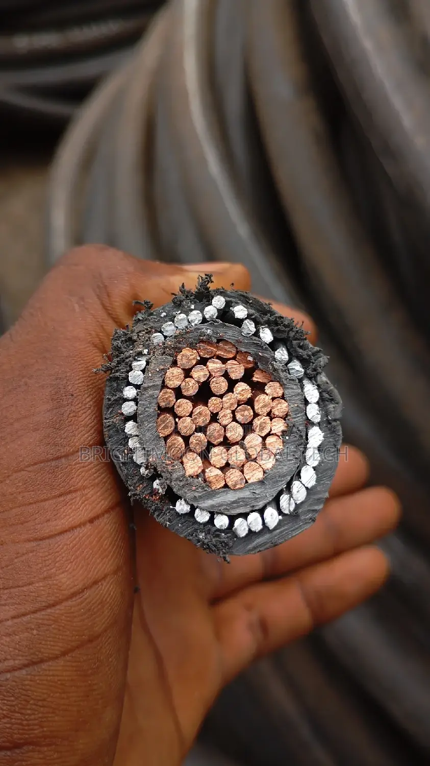 240mm PVC/SWA/PVC Armoured Cable and Wires 