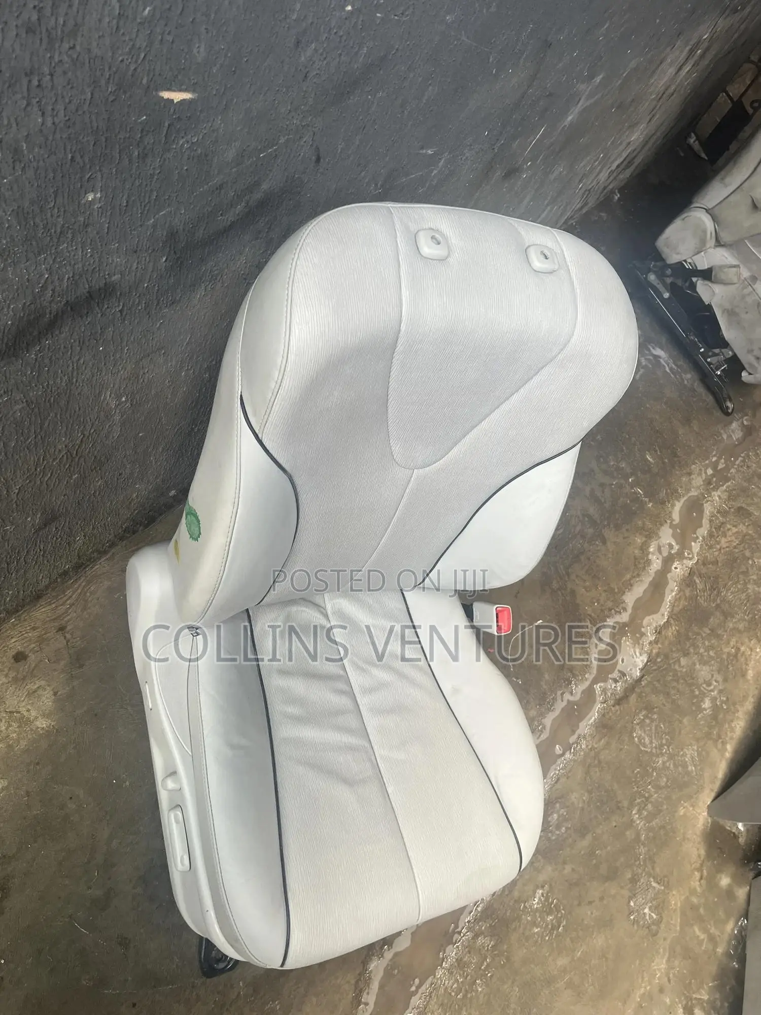 Complete Seat Toyota Venza 2010-15 Available Direct Tokubo