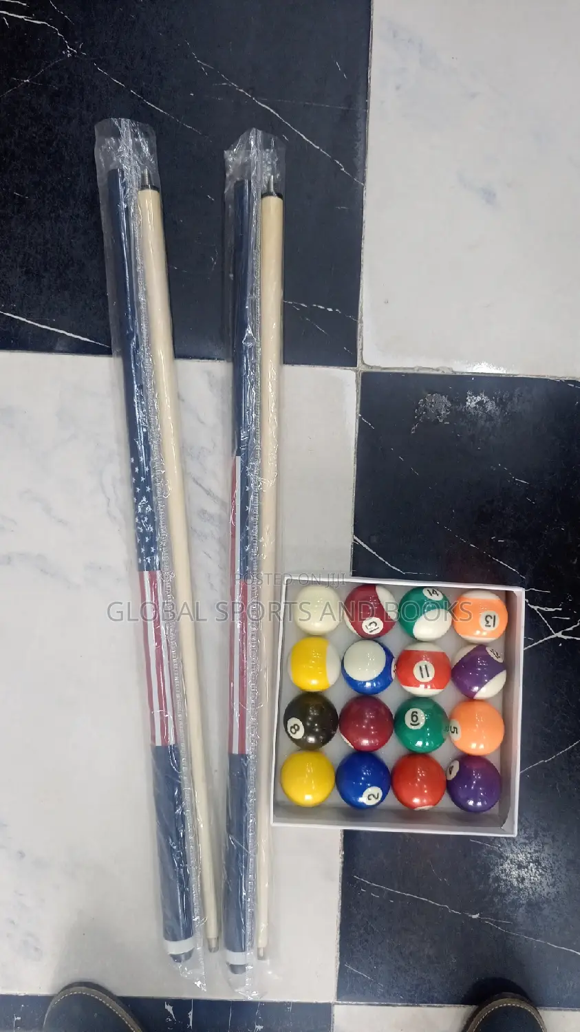 Combo Pack Of Snooker Balls And 2 Cue Snooker Stick