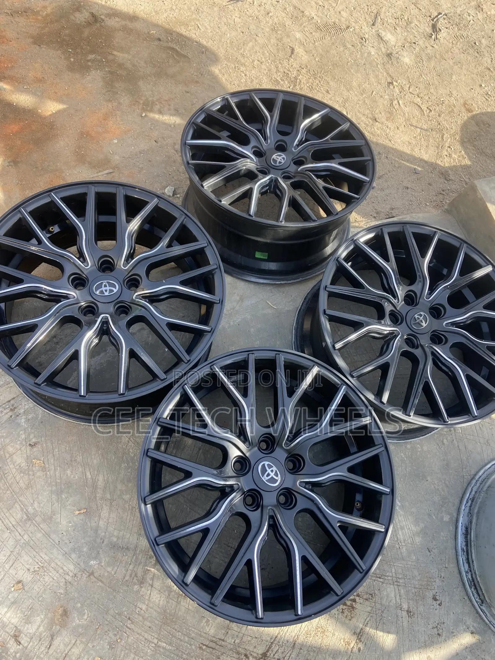 Newer Design Alloyed Wheels for Camry,Lexus Jeep/Car Honda