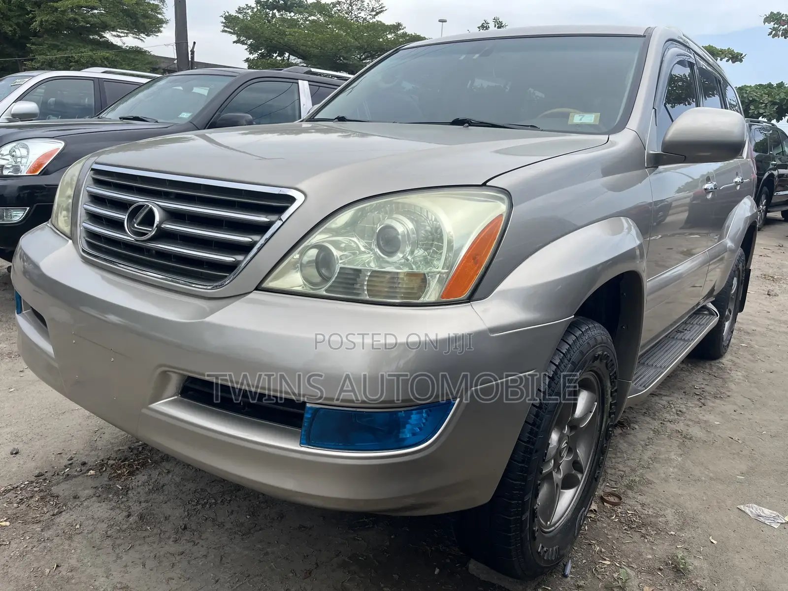 Lexus GX 470 2007 Gold
