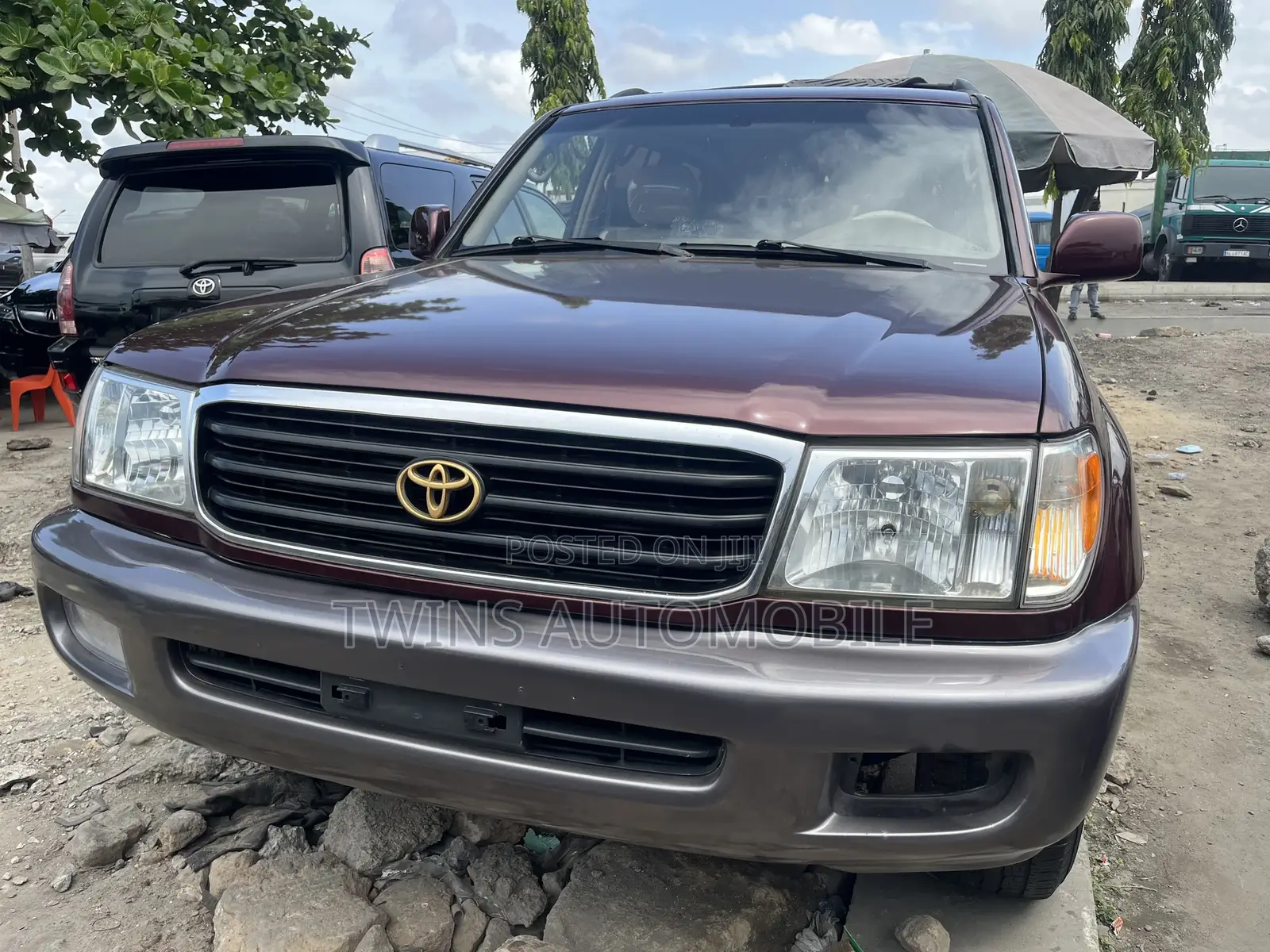 Toyota Land Cruiser 2004 Red