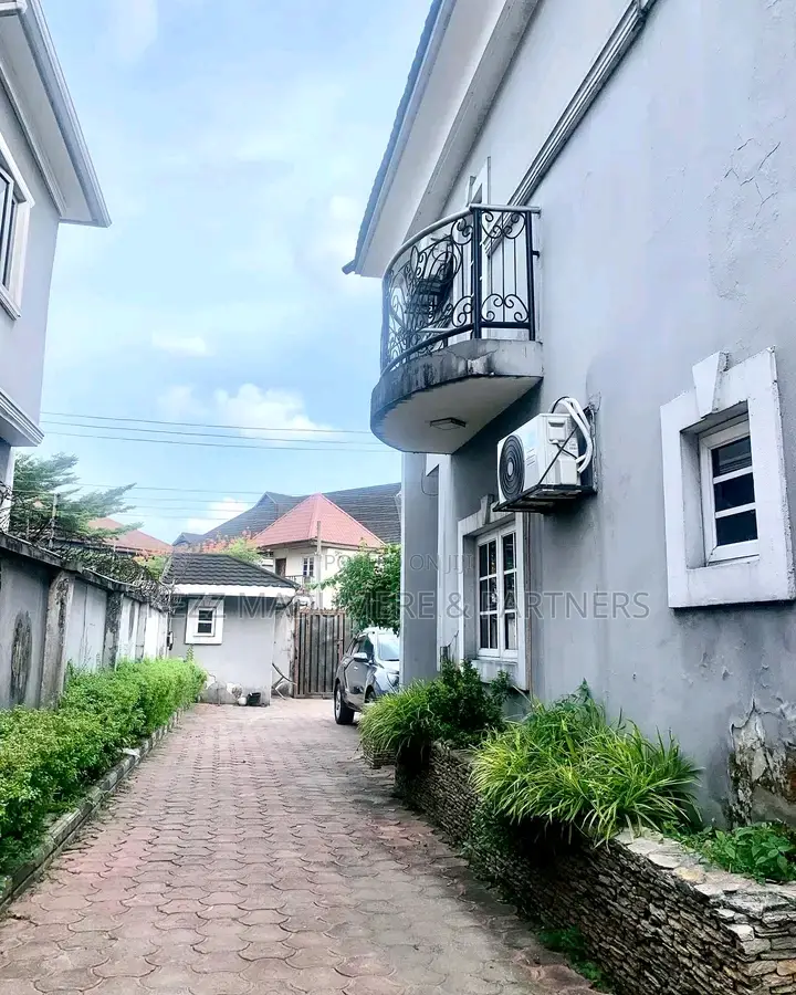 4bdrm Duplex in Dr Peter Odili, Port for sale