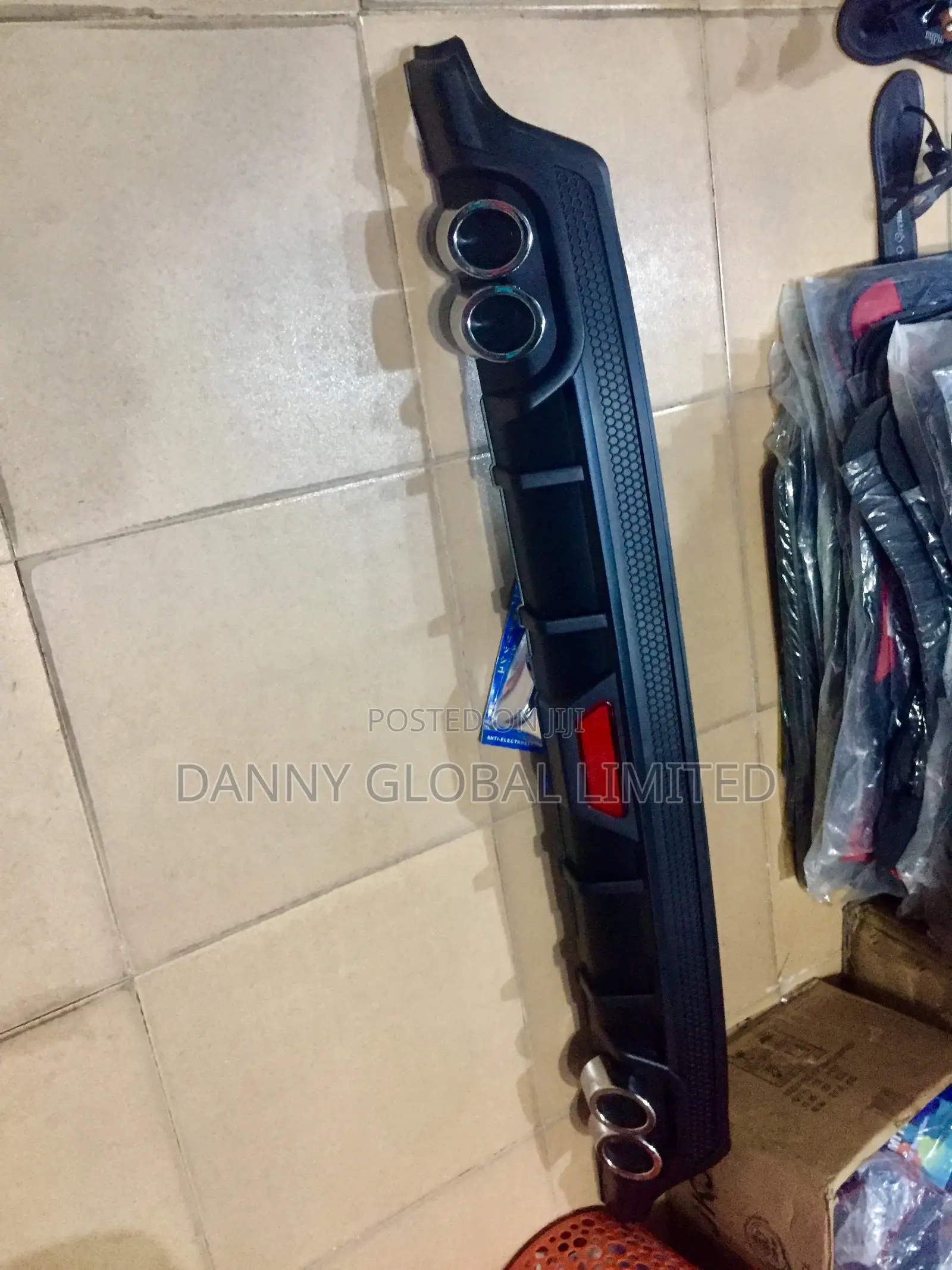 Universal Back Bumper Chrome ( Black ) 