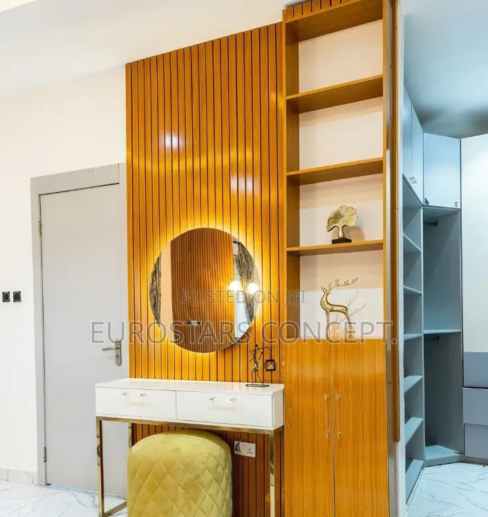 Luxury Mirror With 3 Colours Led Lights