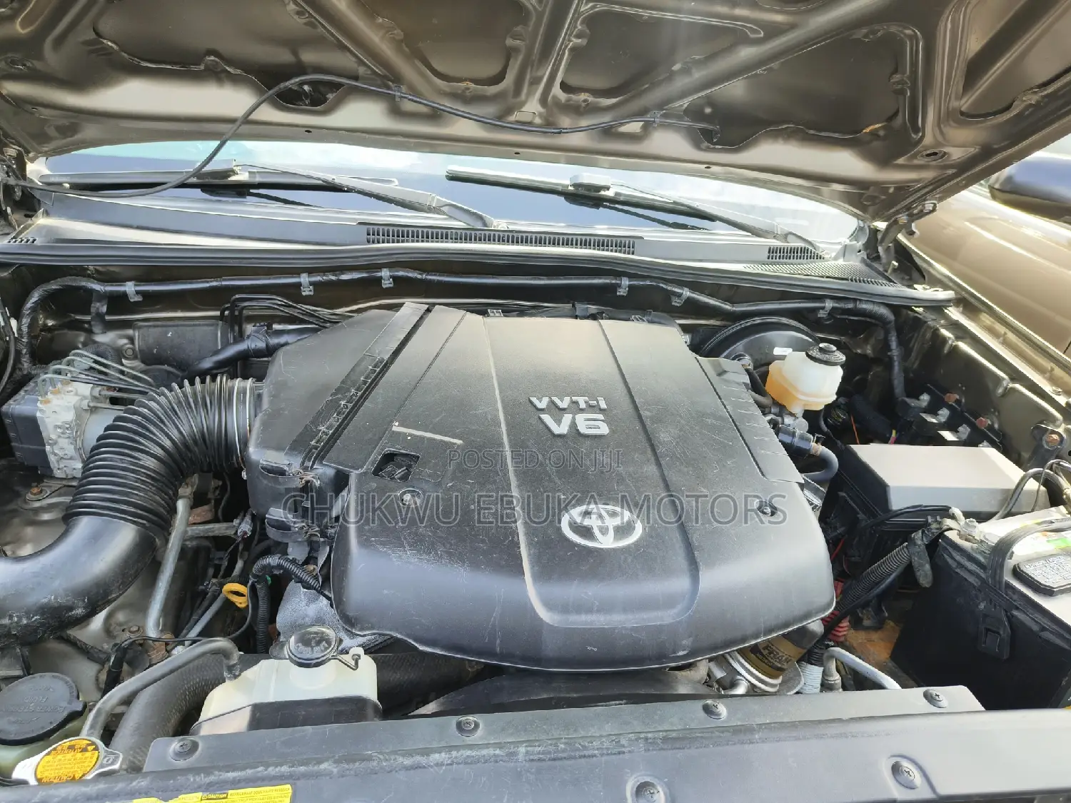 Toyota Tacoma Double Cab V6 Automatic 2011 Gold