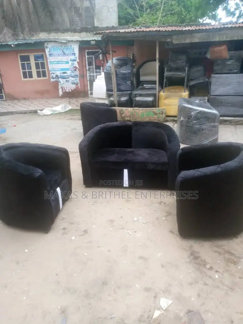 4 Seaters Fabric Bucket Chair