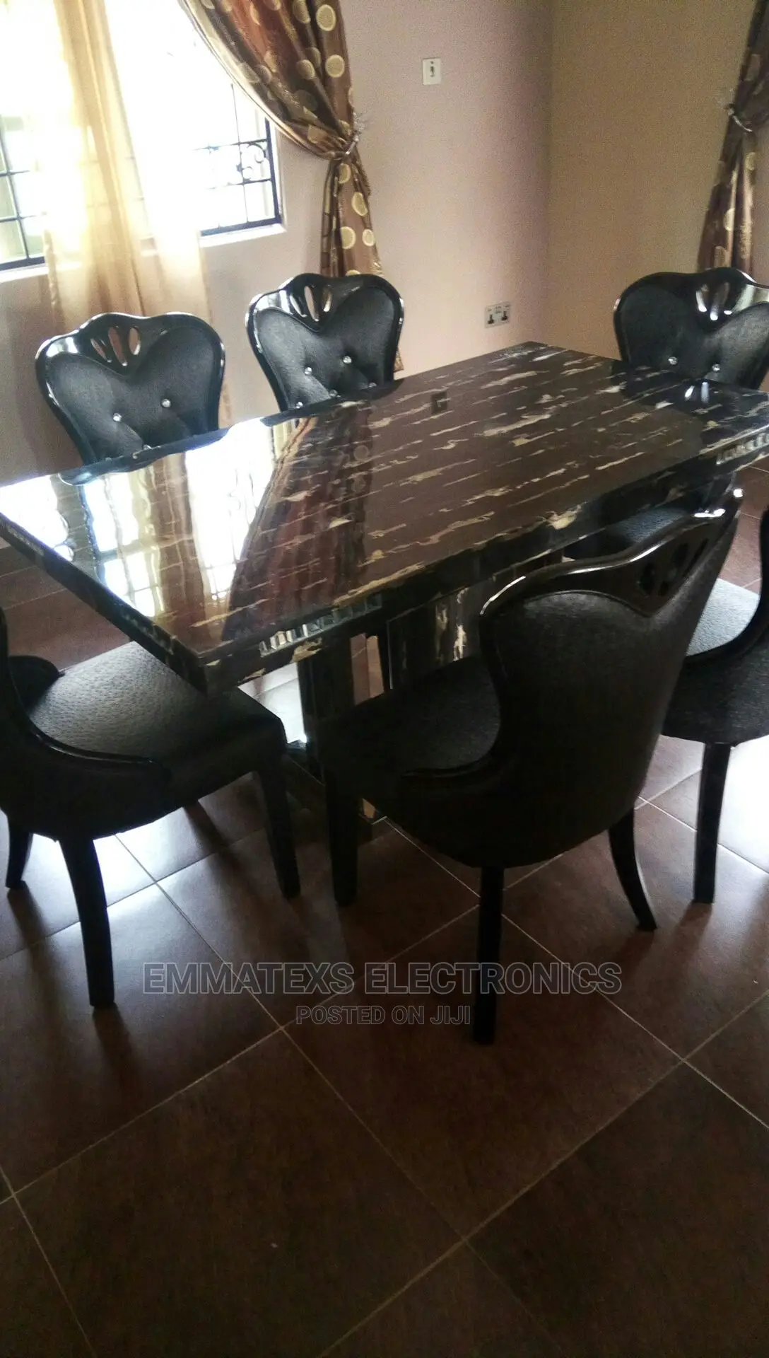 Marble Dinning Tables Sets