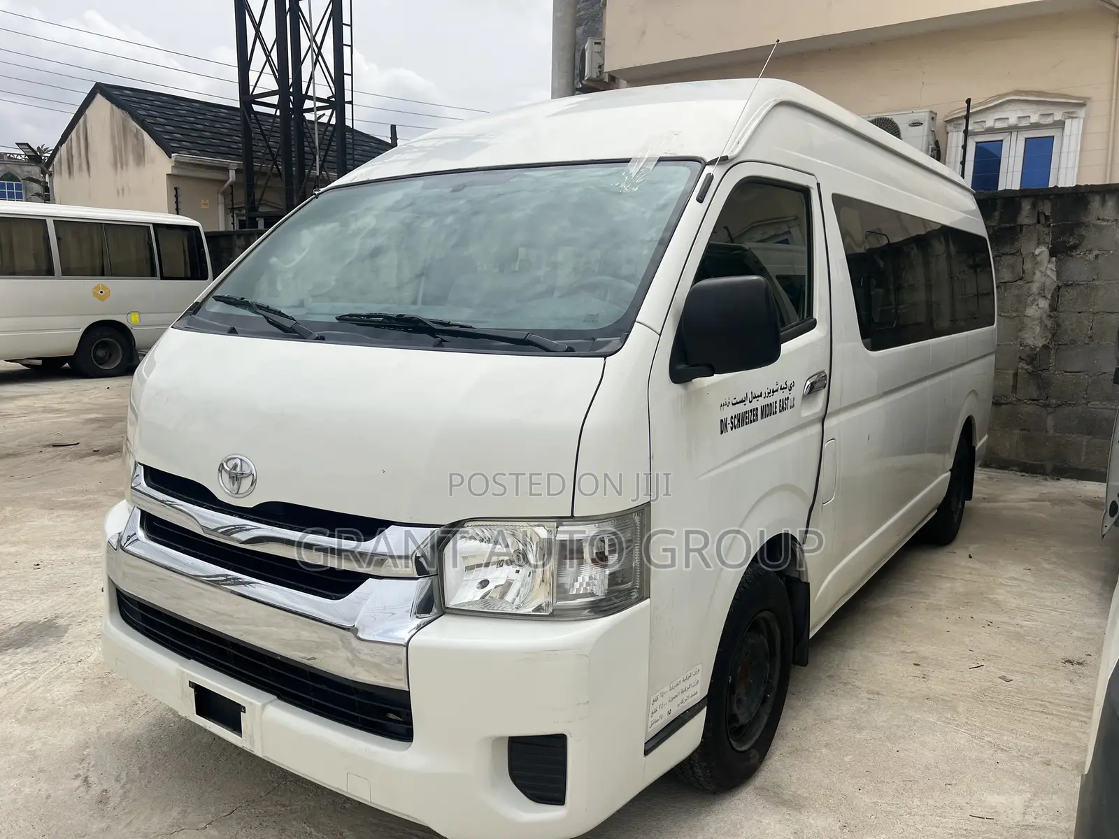Toyota HiAce 2016 White