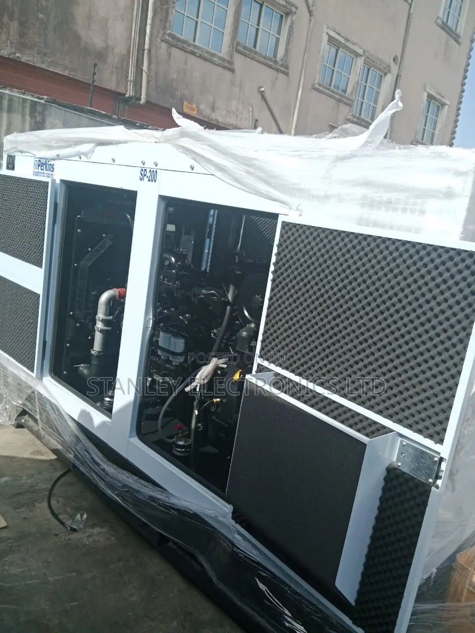 200kva New Arrival of Perkins Soundproof Generator Diesel