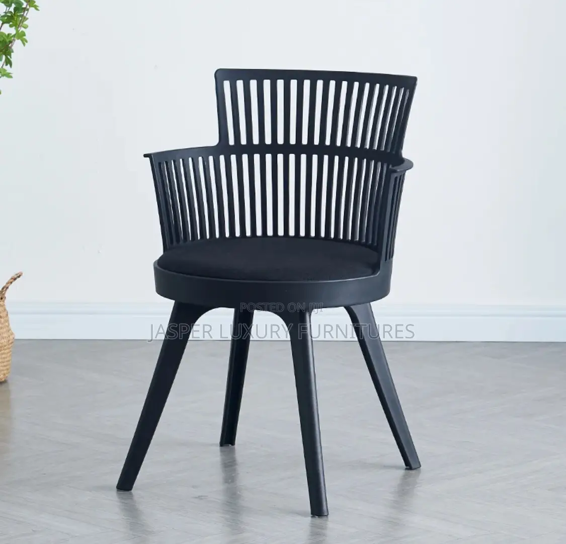 European Style Plastic Dining Chair