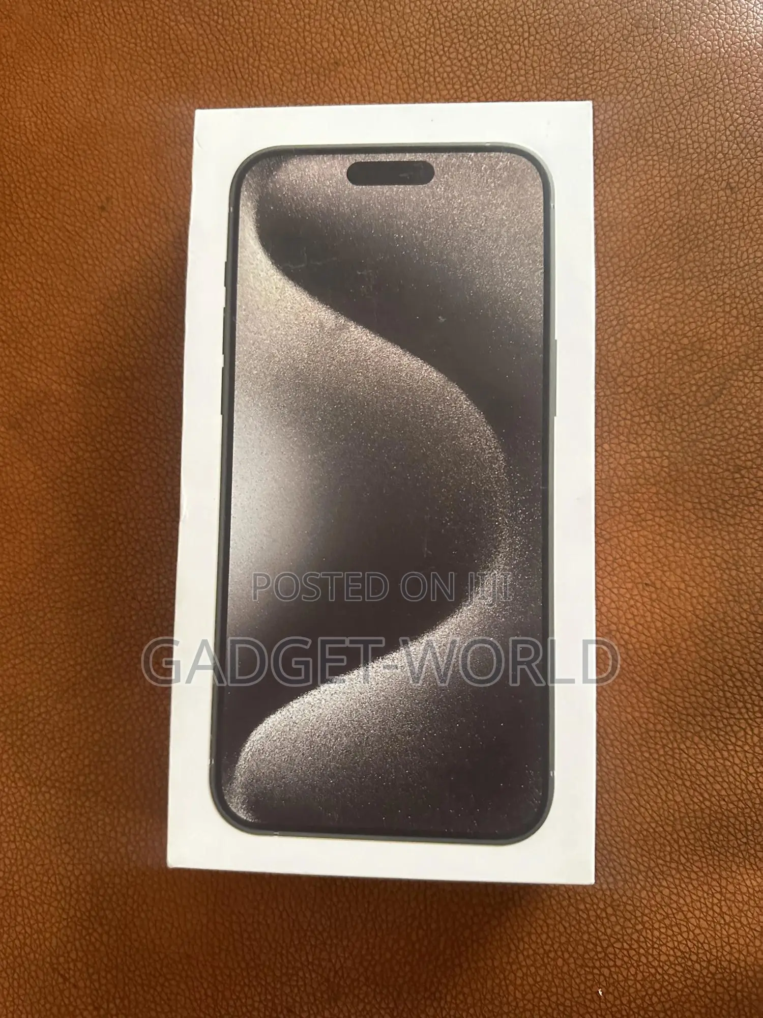 New Apple iPhone 15 Pro Max 256 GB Gold