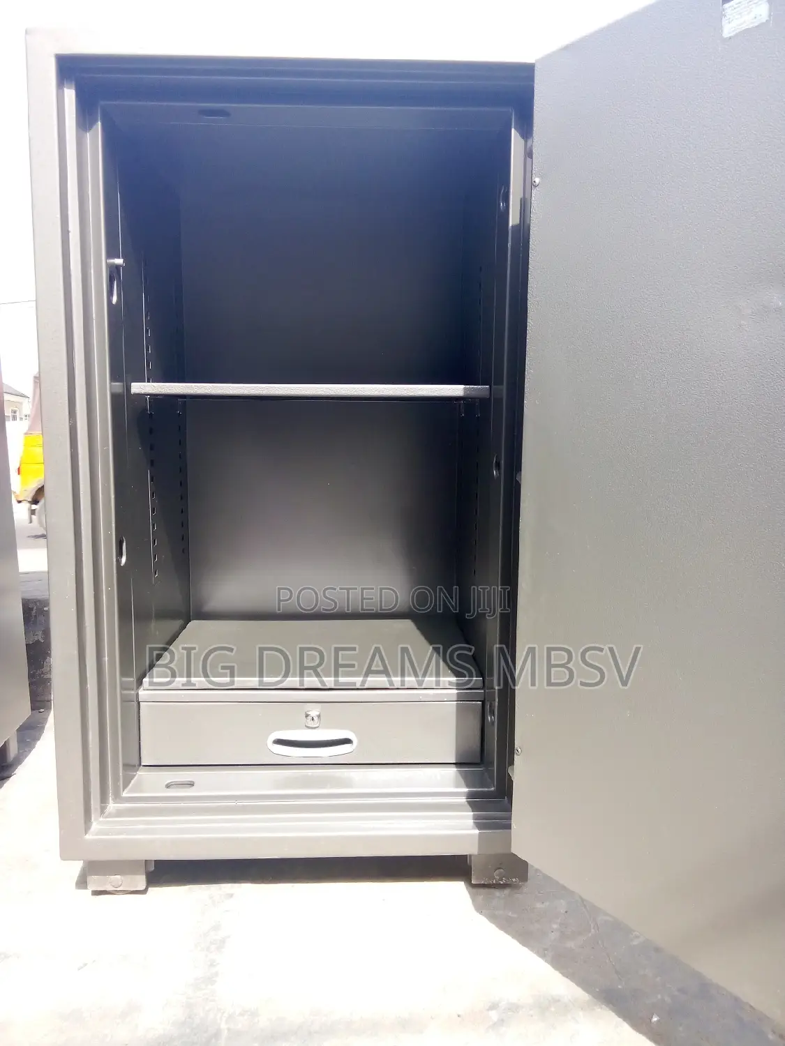 Mn 107 Ultimate Fireproof Safe