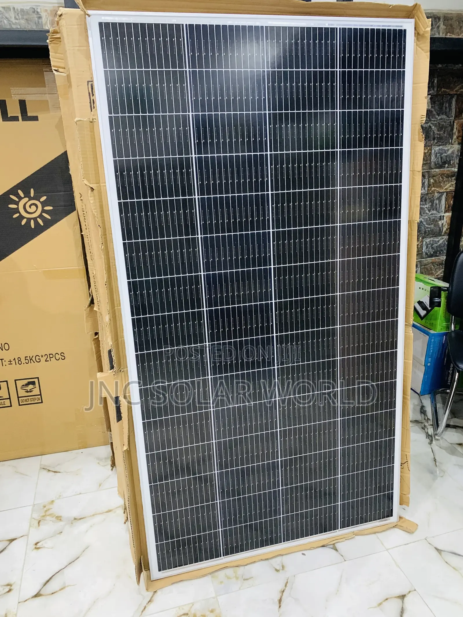 300w Solar Panels Canadians 60 Cell
