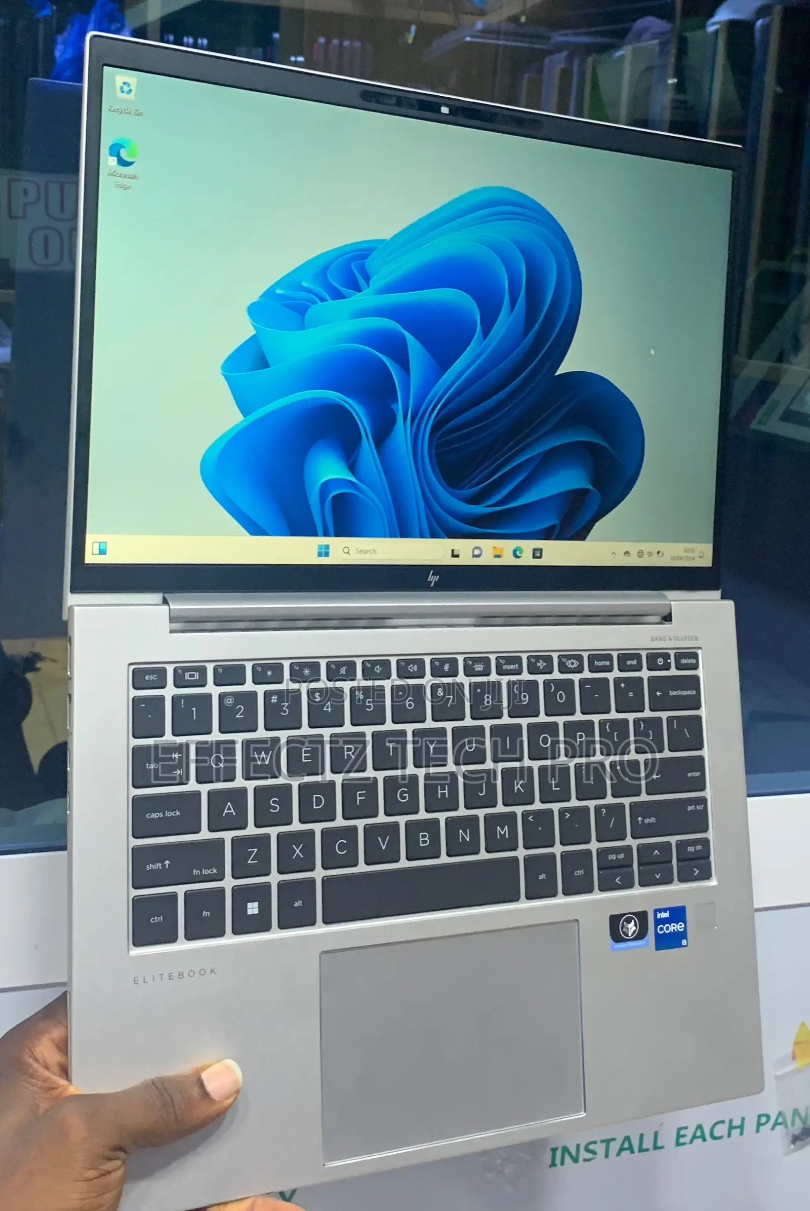Laptop HP EliteBook 840 G9 16GB Intel Core I5 SSD 512GB