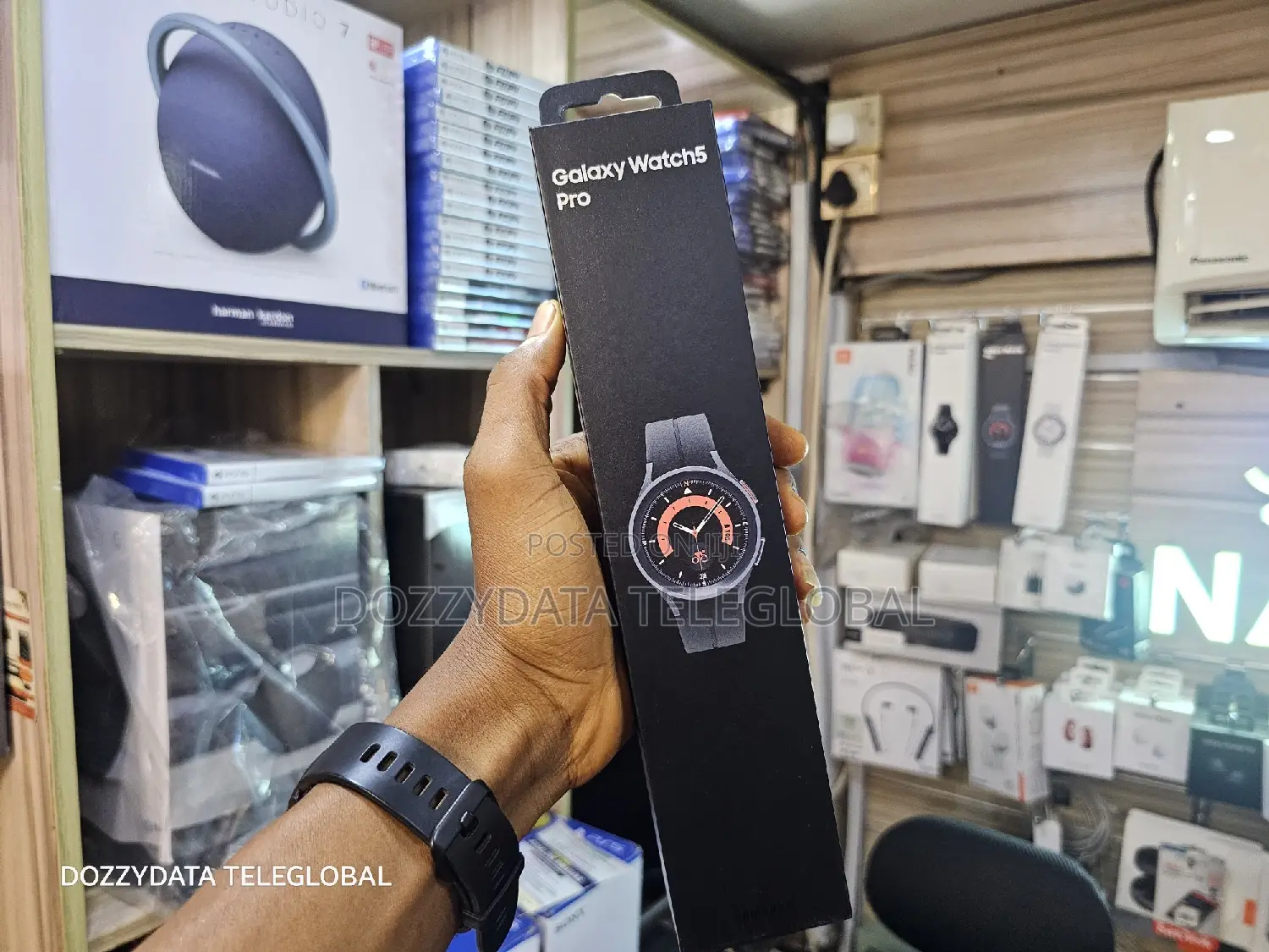 Samsung Galaxy Watch5 Pro Bluetooth (45mm)