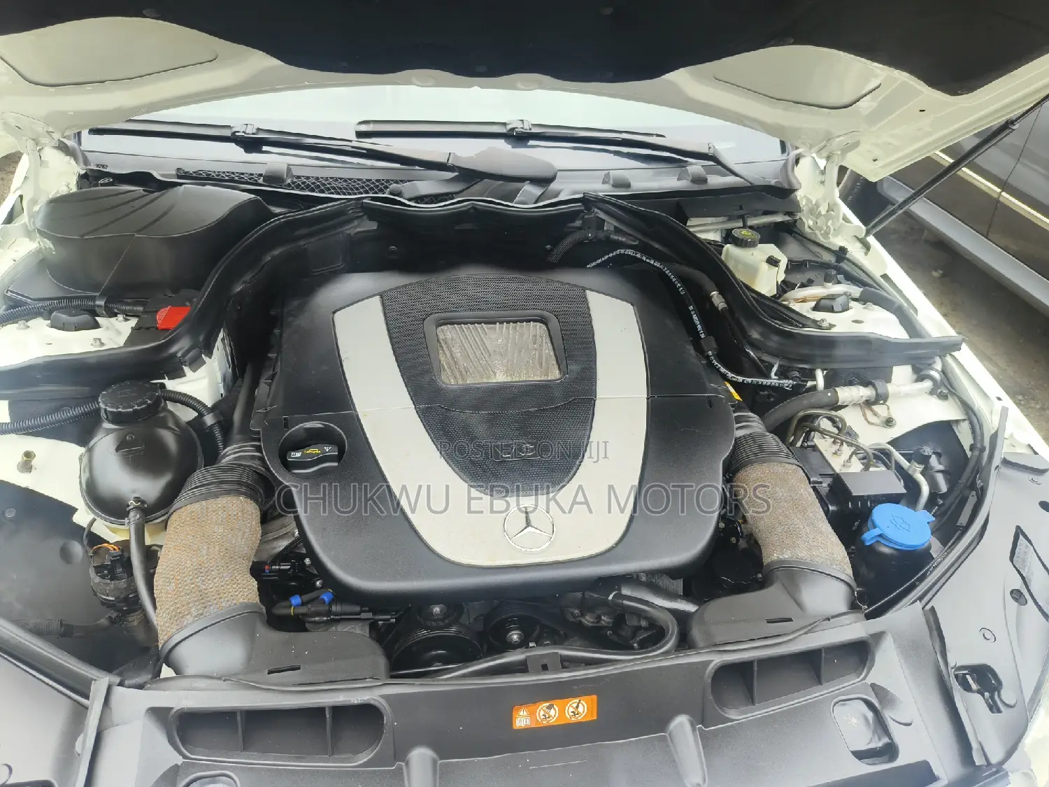 Mercedes-Benz C300 2010 White