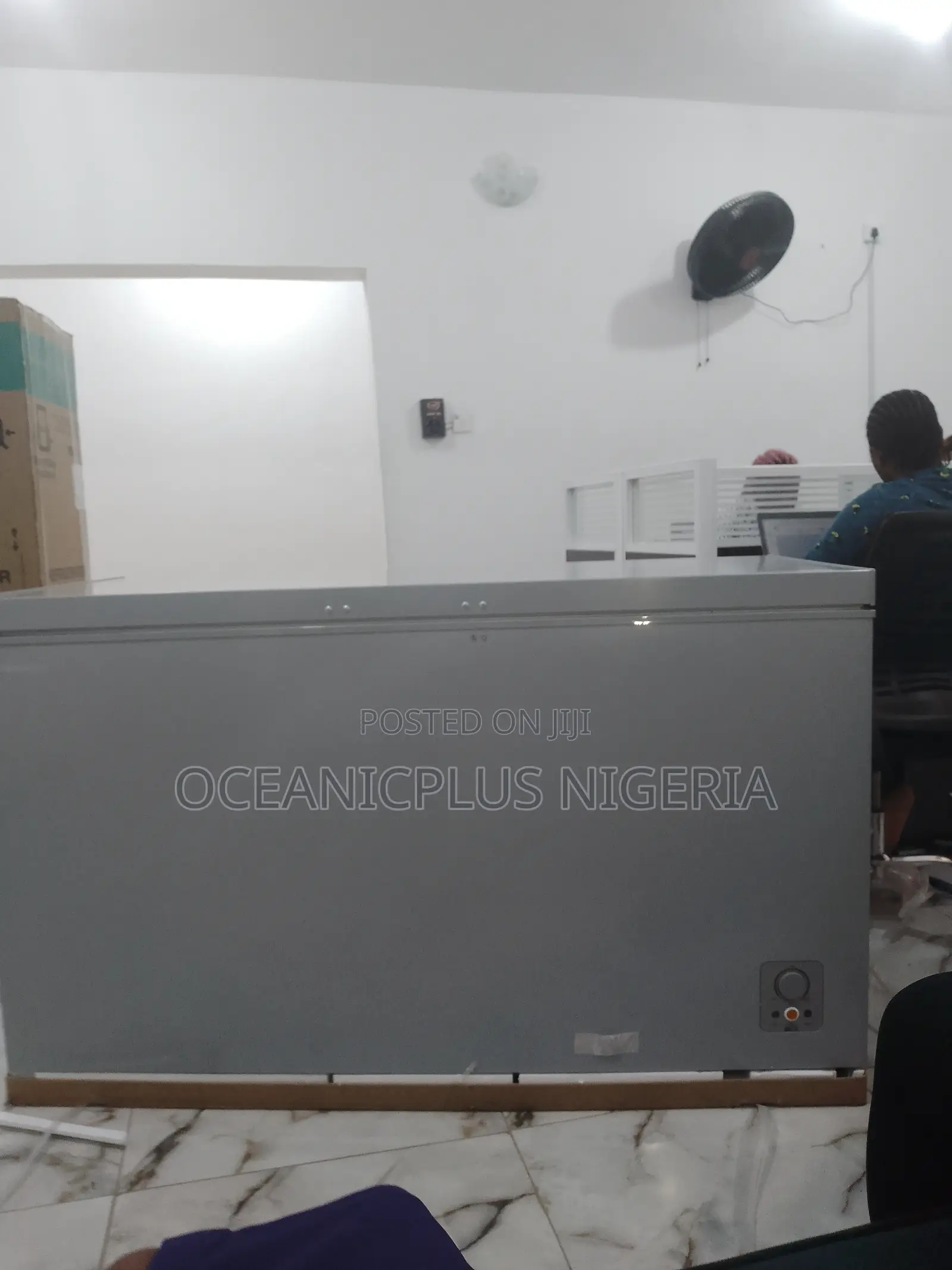 Storage Capacity Hisense Chest 420 Liters