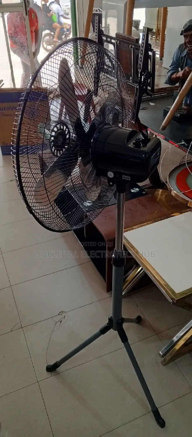 Duravolt 18" Dc Standing Fan