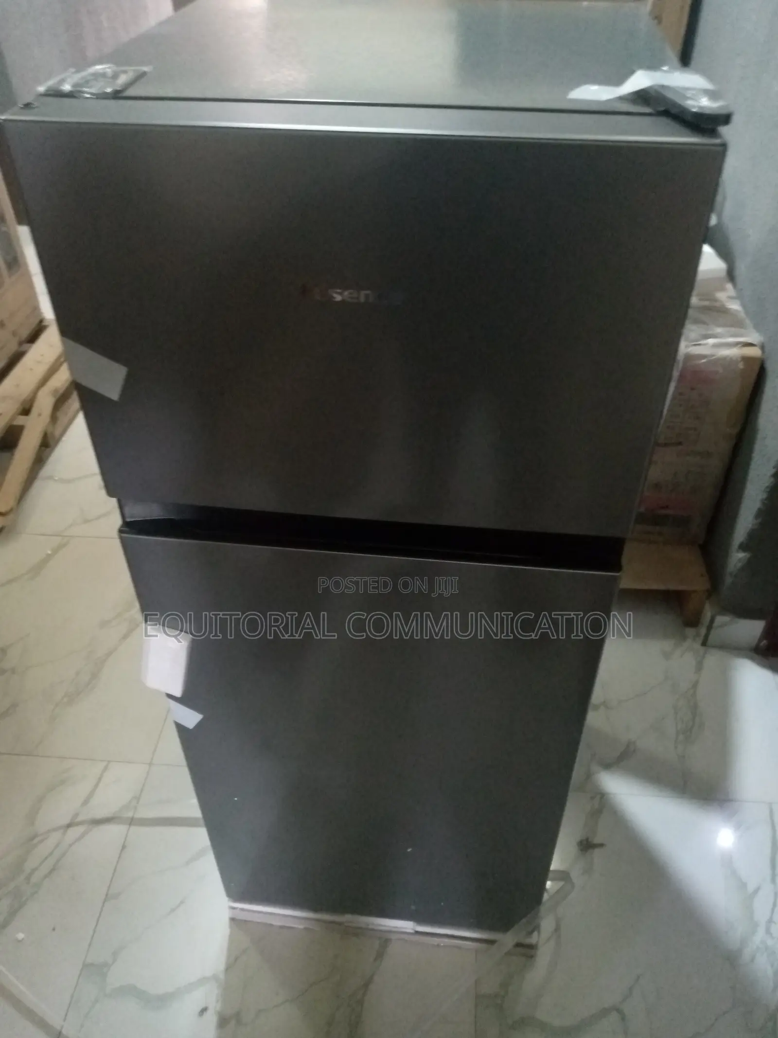 Hisense 172dr 124 Liters Top Freezer Refrigerator