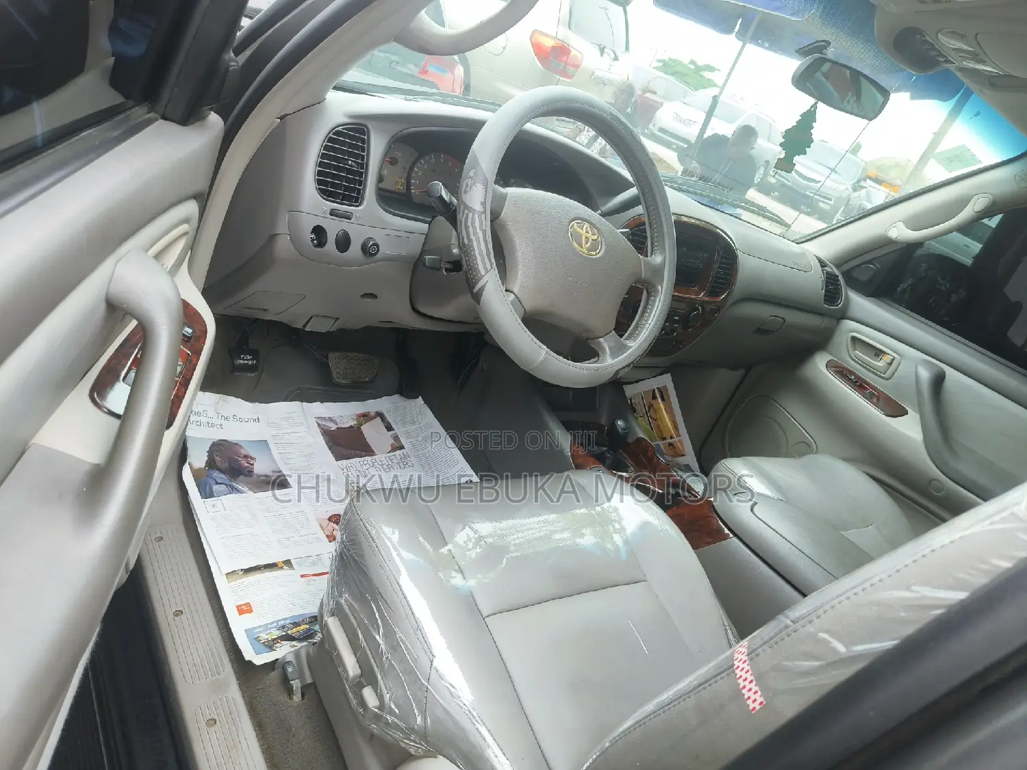 Toyota Sequoia 2004 Gray
