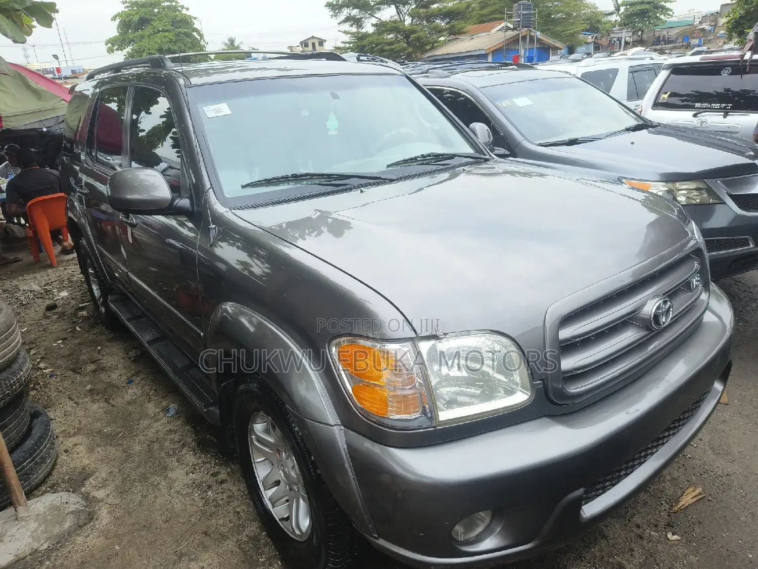 Toyota Sequoia 2004 Gray
