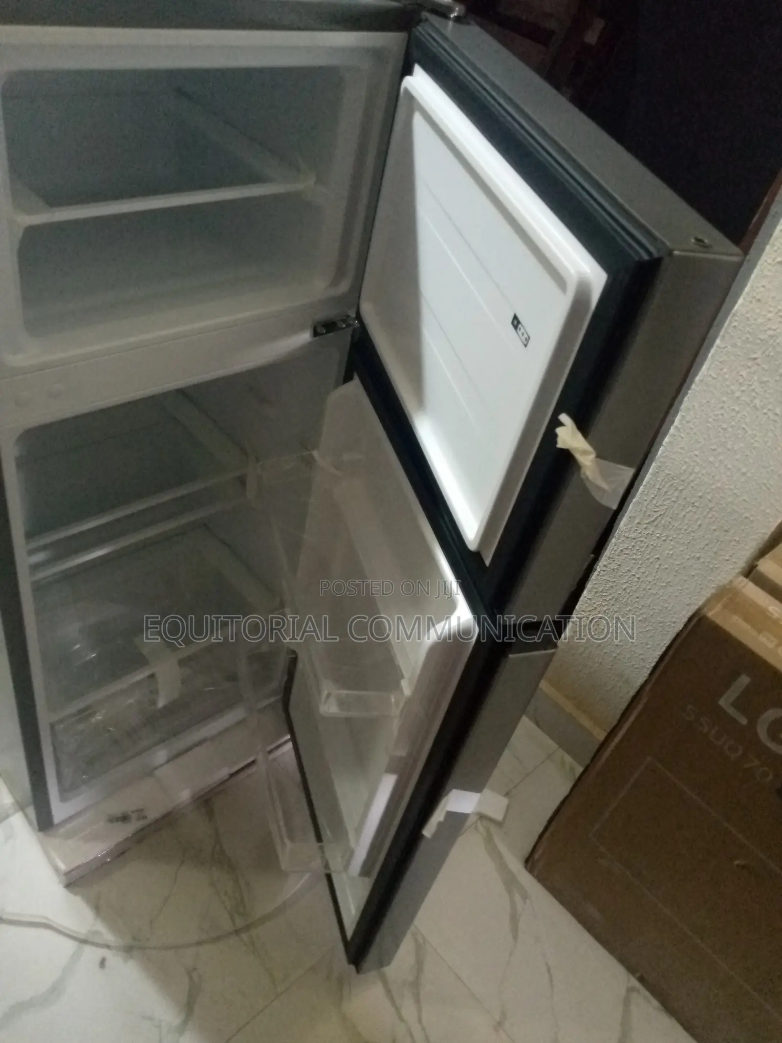 Hisense 124l Top Mount Double Door Refrigerator