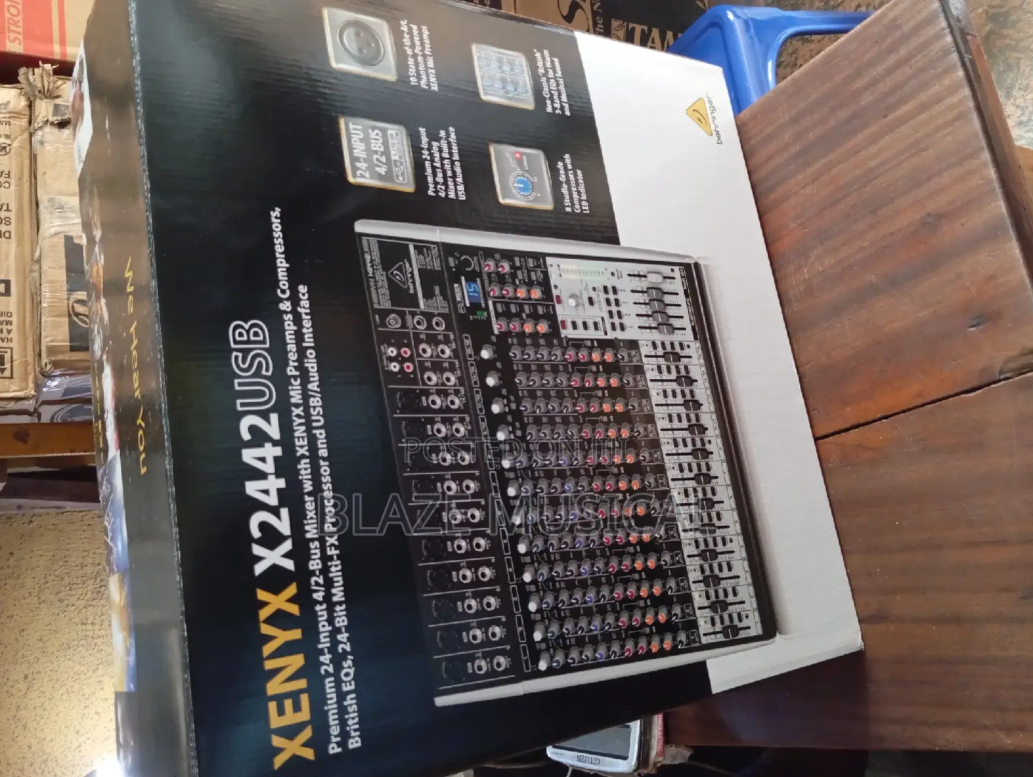 Behringer Xenyxx 2442usb