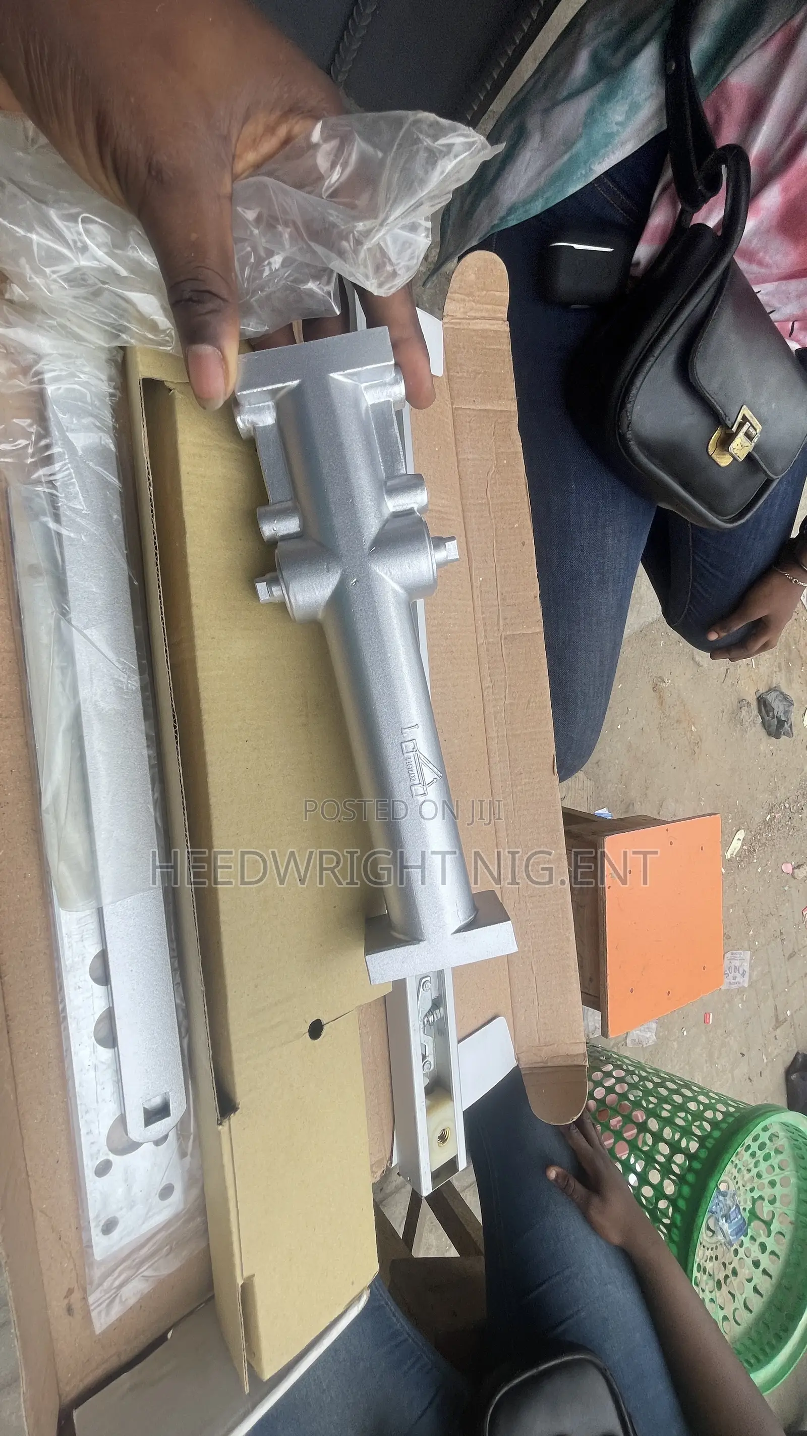 Concealed Door Closer