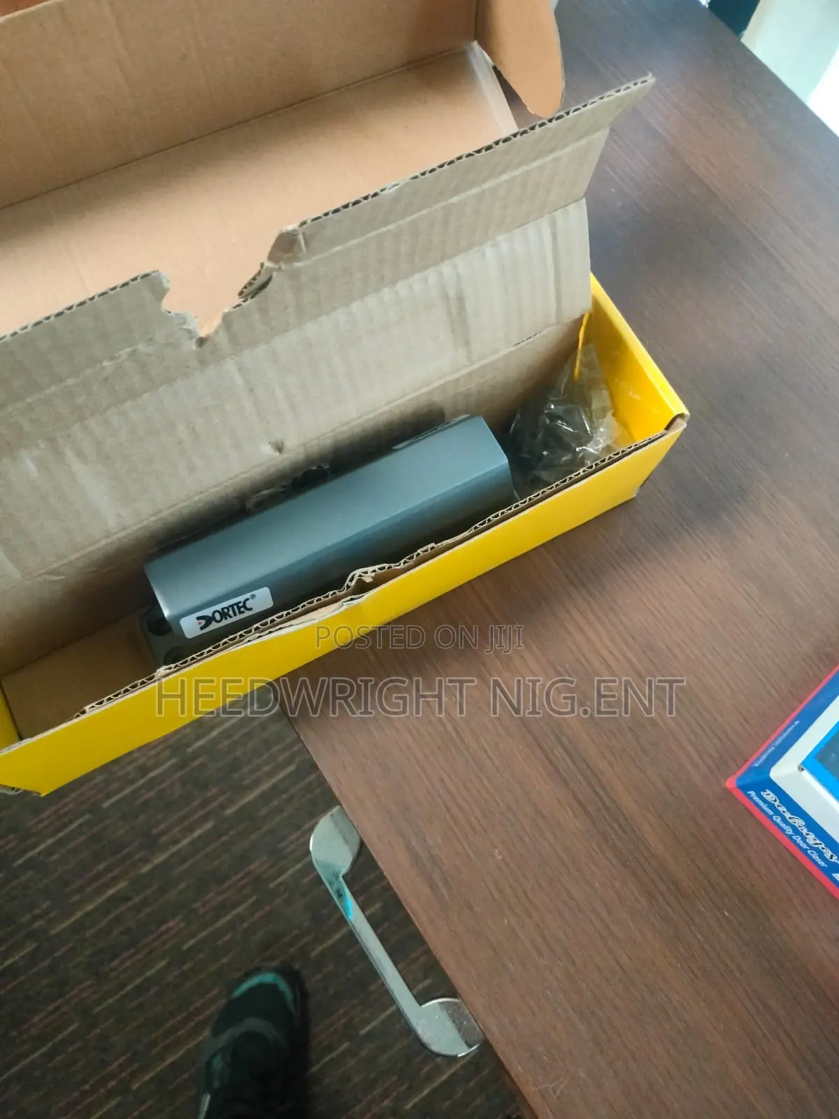 Small Sized Dortec Heavyduty Closer