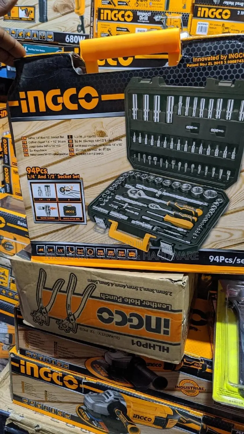 Socket Set 1/4 "And 1/2" With Ratchet 94 Pcs.