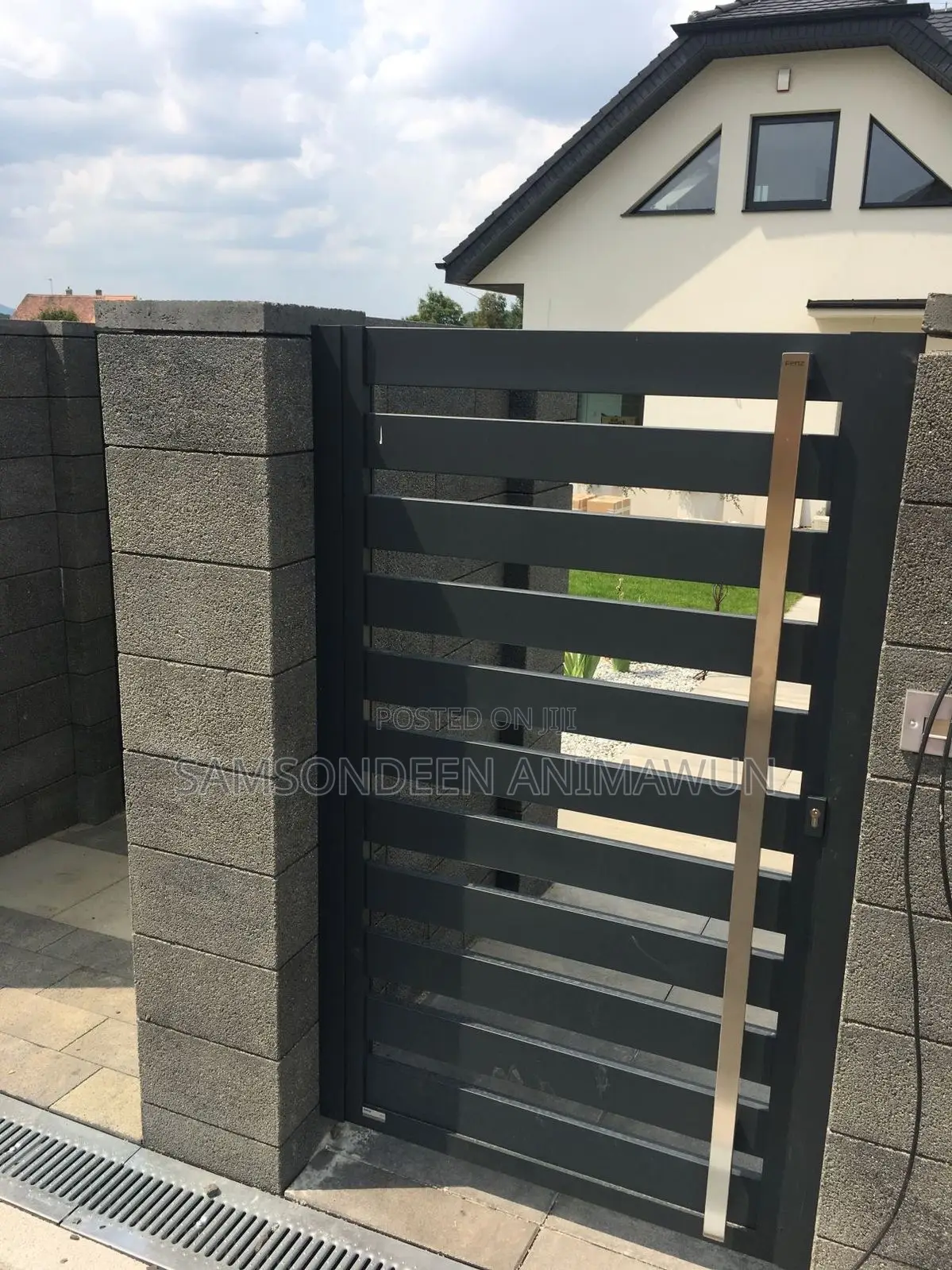 Premium Gate Construction