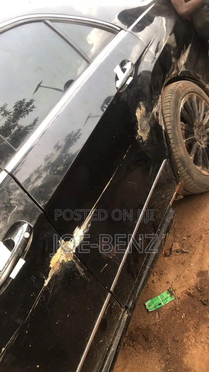 E350 2012 Complete Front and Back Left Side Replacement Door