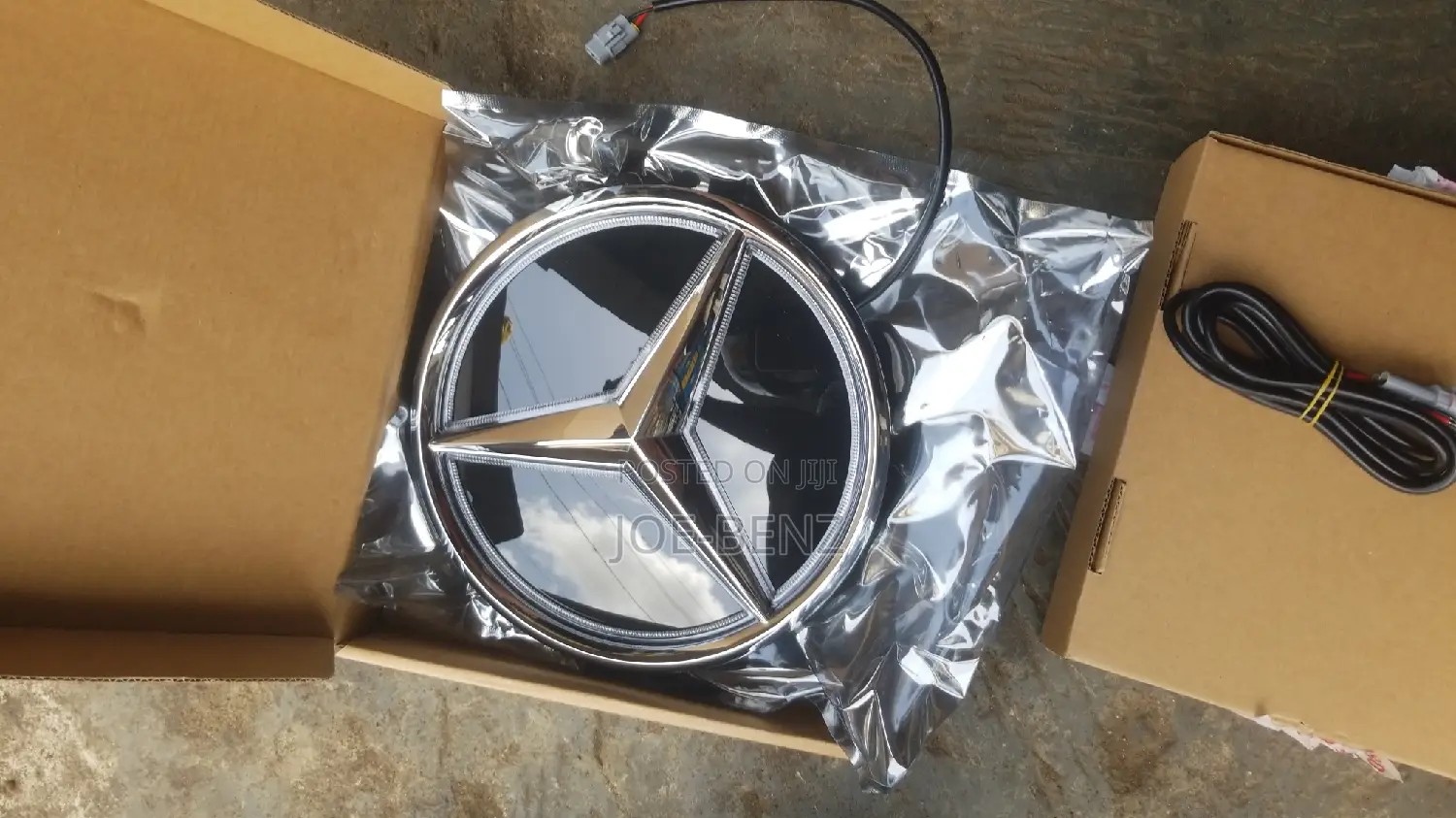 C300 2013 Star Light Logo