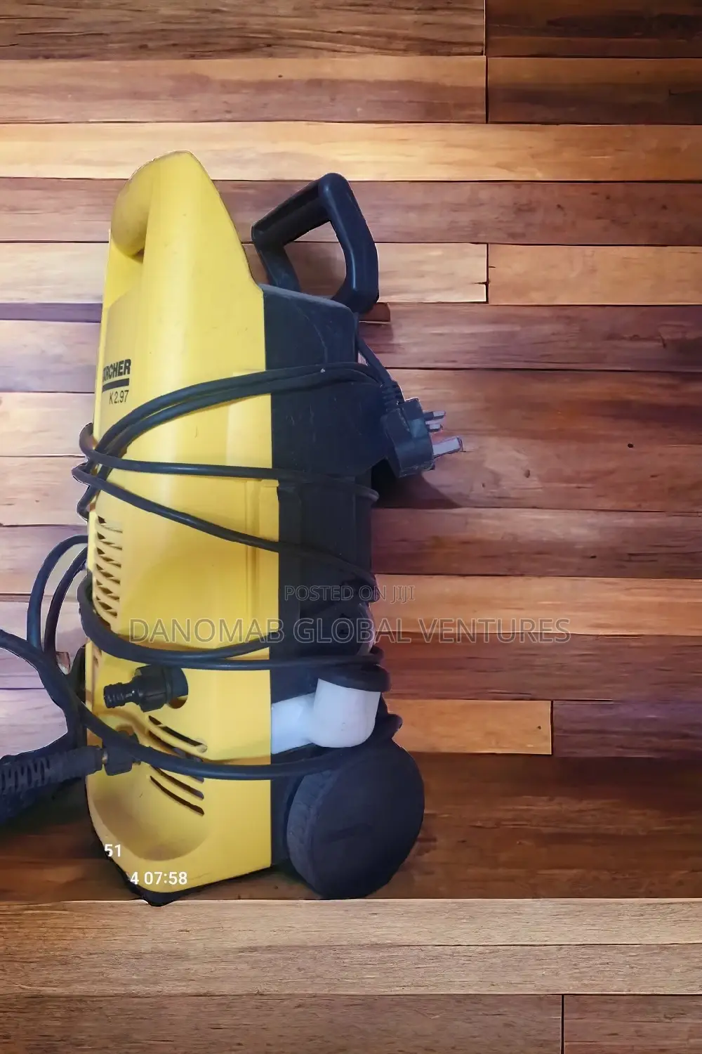 Karcher .97 High Pressure Washer With Inbuilt Soap Tank