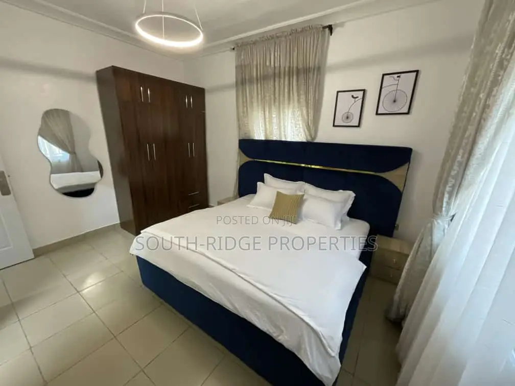 Exquisitely Furnished 2-Bedroom Flat
