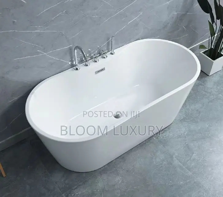 Pure English Acrylic Bathtub With Mixers Control