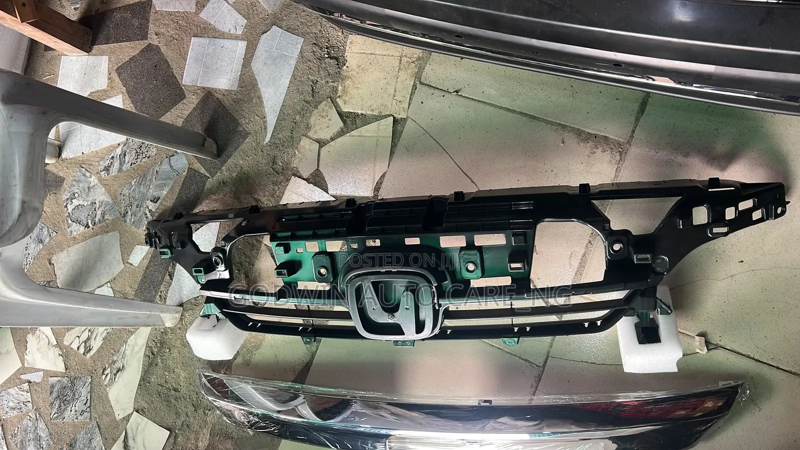 Front Grille 2022 Honda Accord
