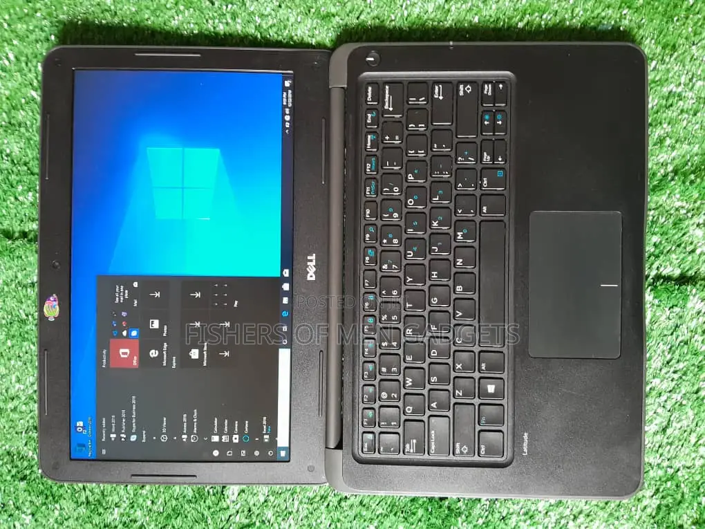 Laptop Dell Latitude 3380 8GB Intel Core I3 HDD 500GB