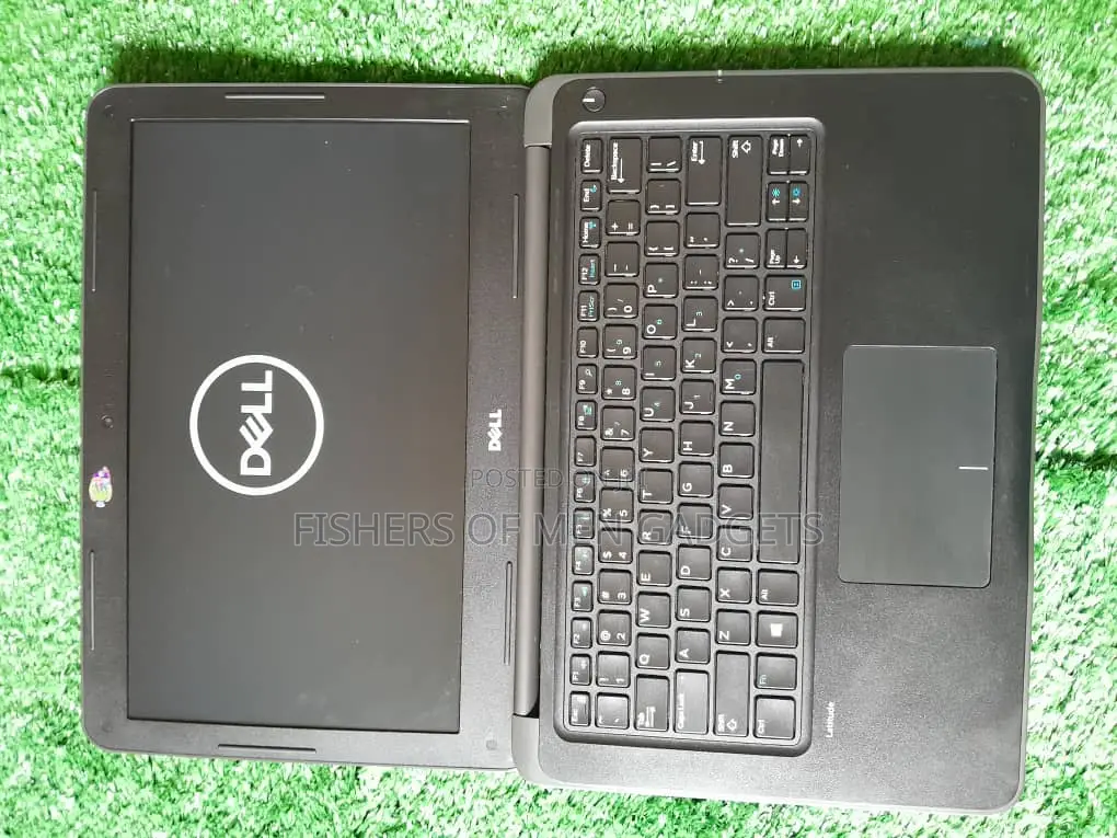 Laptop Dell Latitude 3380 8GB Intel Core I3 HDD 500GB